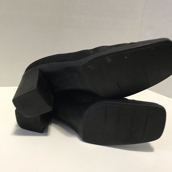 90’s PUMPS BY MOOTSIE TOOTSIE - Picture 7 of 8